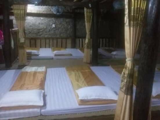 A Sy Ban Gioc Homestay - Lang Da Khuoi Ky Cao Bang Buitenkant foto