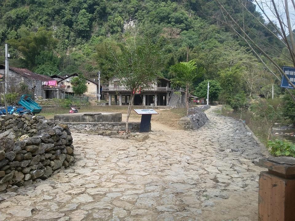 A Sy Ban Gioc Homestay - Nha San Da Co Cao Bang Buitenkant foto