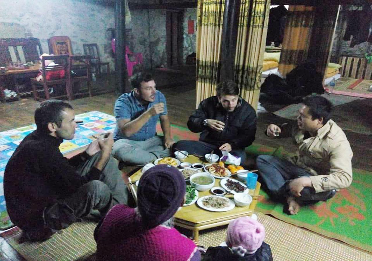 A Sy Ban Gioc Homestay - Nha San Da Co Cao Bang Buitenkant foto