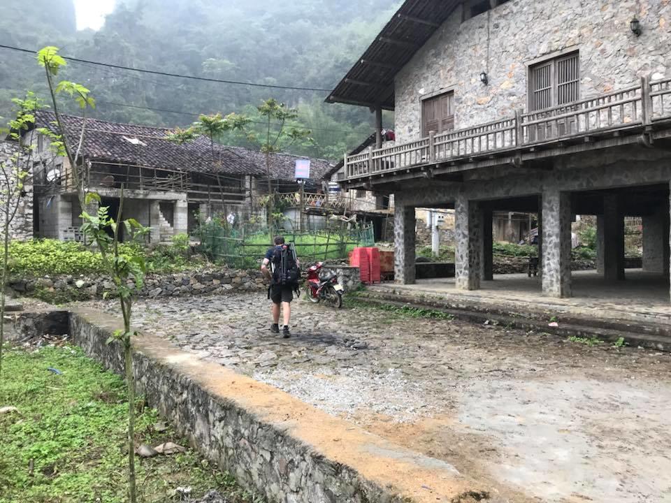 A Sy Ban Gioc Homestay - Nha San Da Co Cao Bang Buitenkant foto